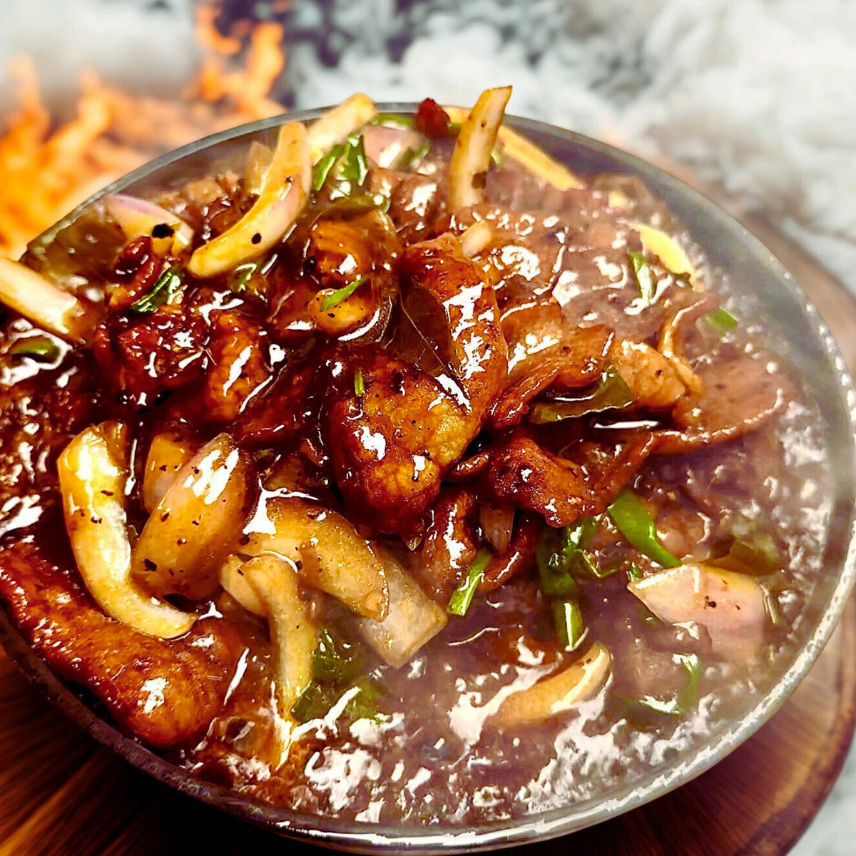 D3 Black Pepper Beef / Onions